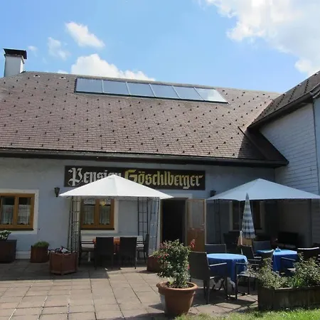 Goeschlberger Guest house 3*
