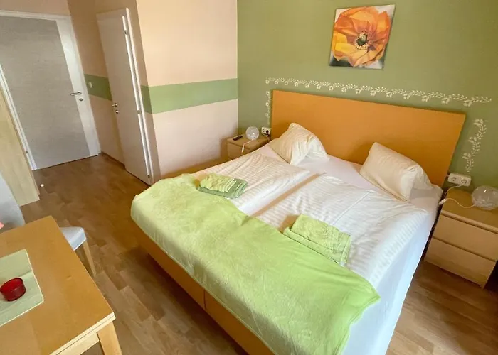 Goeschlberger Guest house 3*