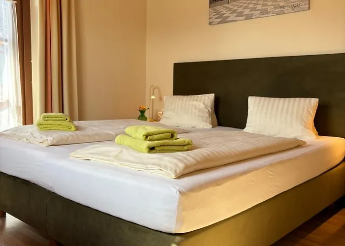 Guest house Goeschlberger 3*